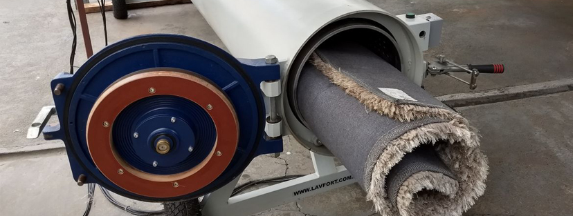 Como realizar a lavagem e limpeza de carpetes e tapetes?